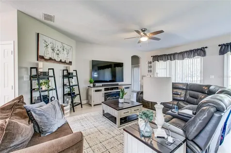 1551 Amaryllis Circle Orlando FL 32825