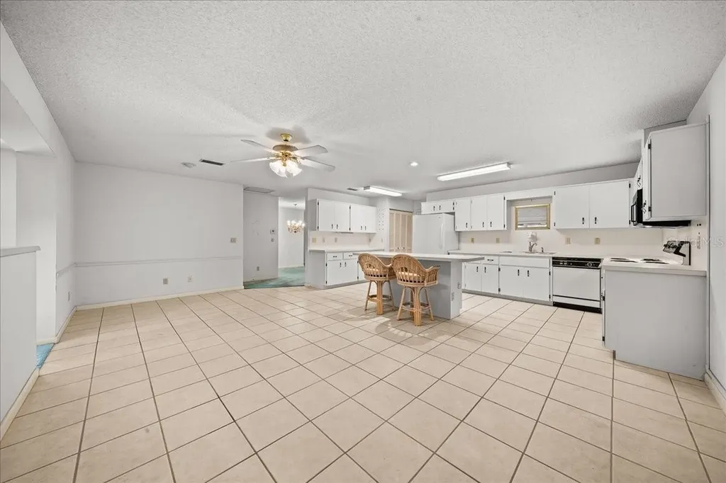 9377 SW 90th Court Ocala FL 34481