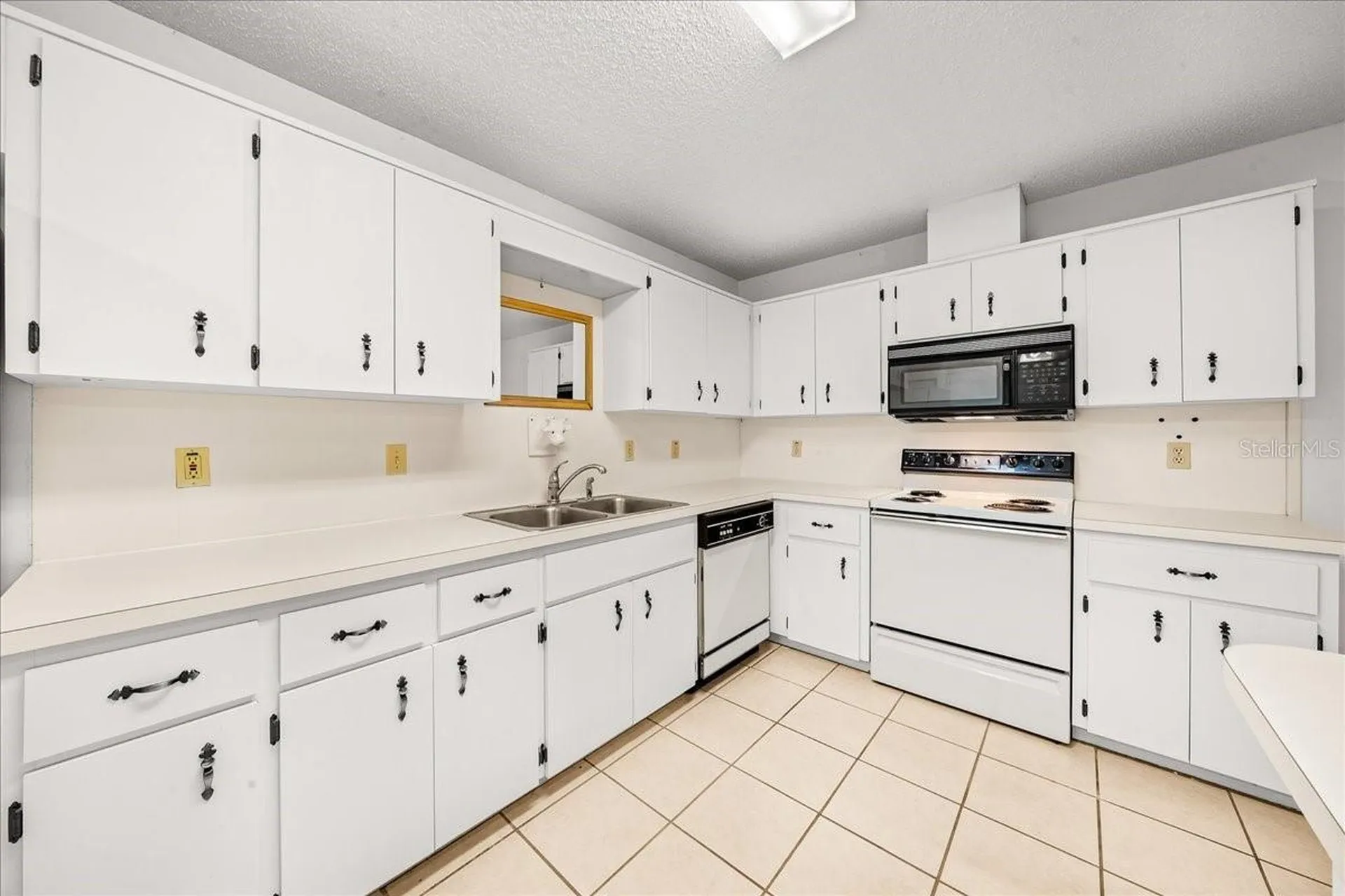 9377 SW 90th Court Ocala FL 34481