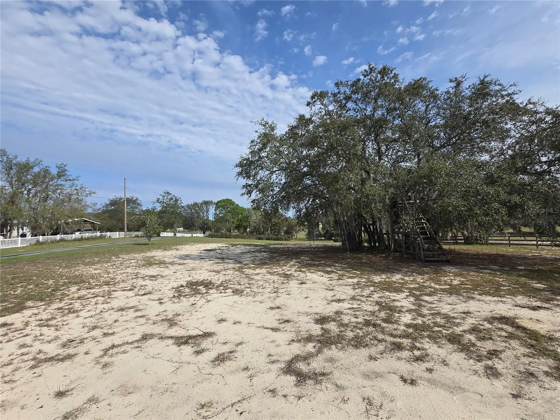 Petes Lane Davenport FL 33837