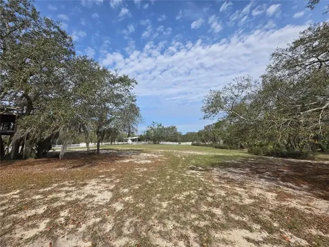 Petes Lane Davenport FL 33837
