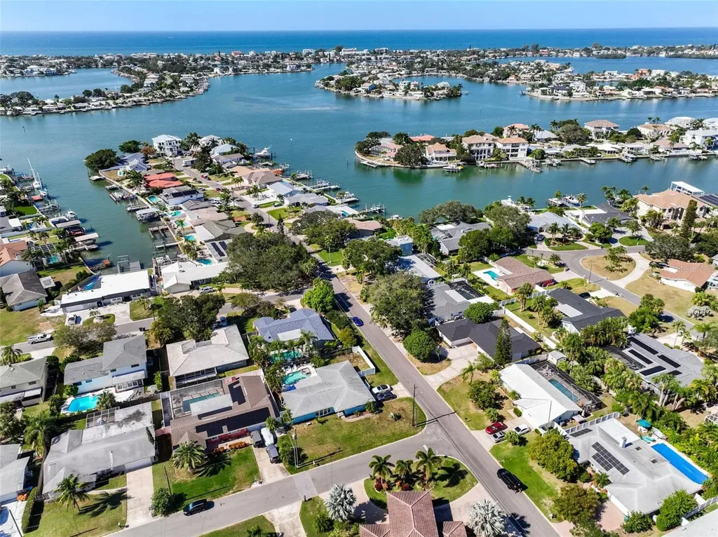 4331 Harbor Hills Drive Largo FL 33770