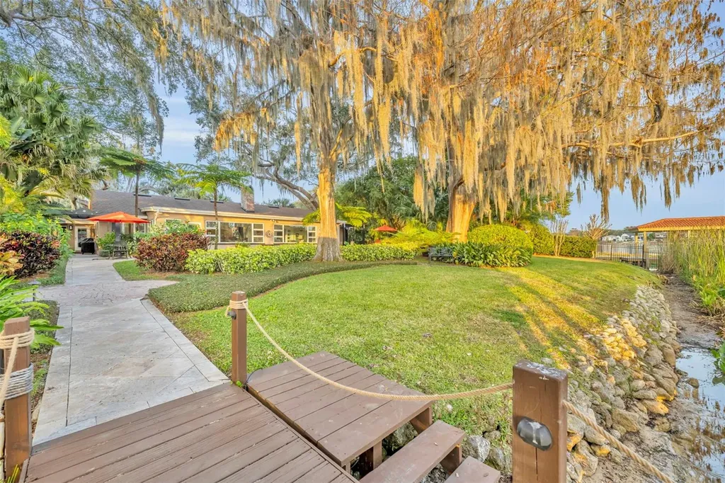 1416 Lake Shore Drive Orlando FL 32803