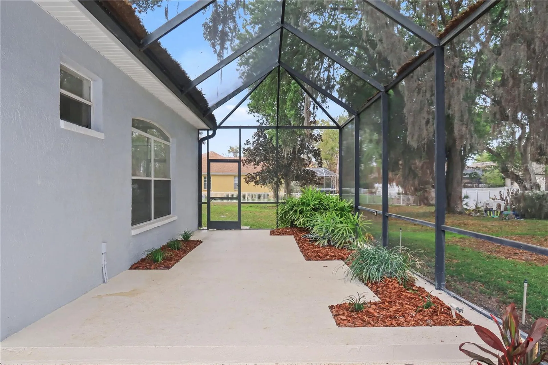 2906 Sutton Oaks Court Plant City FL 33566
