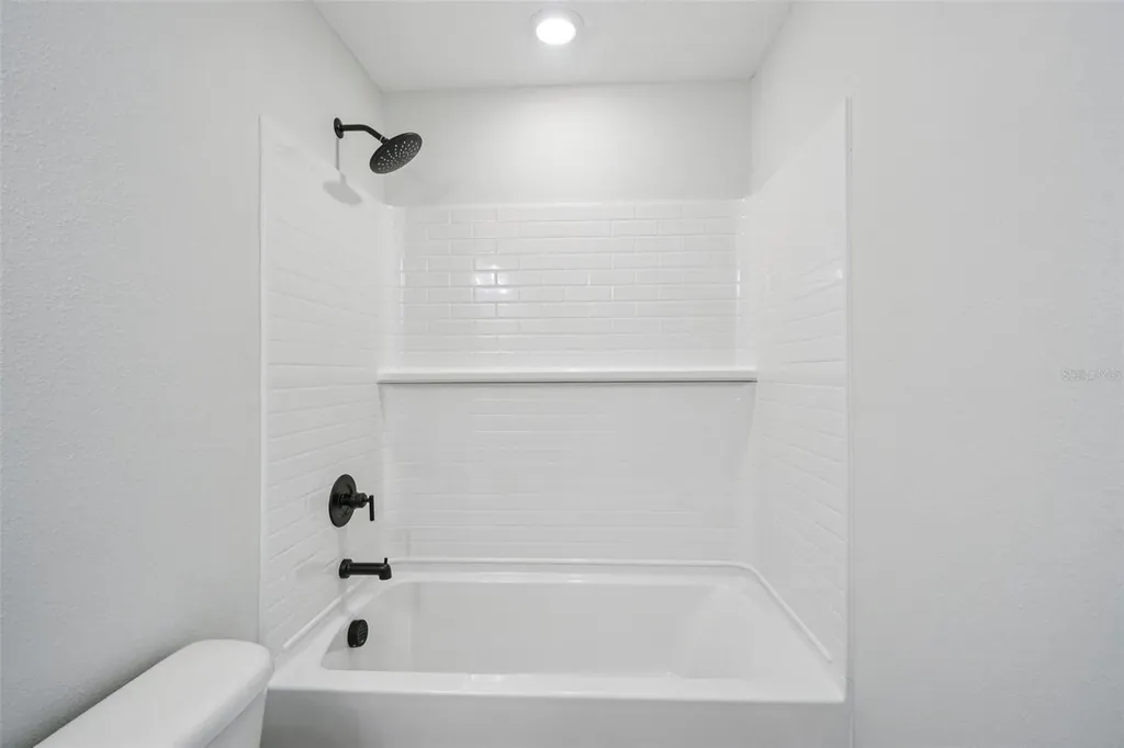 7584 Deer Valley Circle Tampa FL 33635