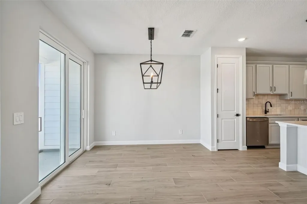 7584 Deer Valley Circle Tampa FL 33635