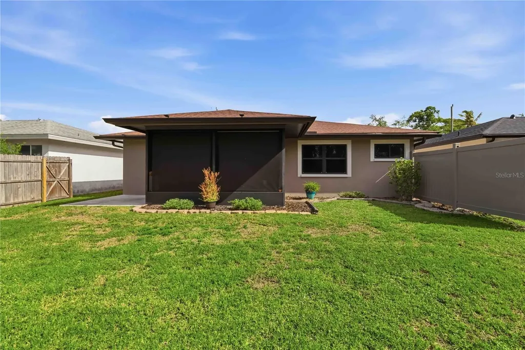 1878 Joyce Street Sarasota FL 34231