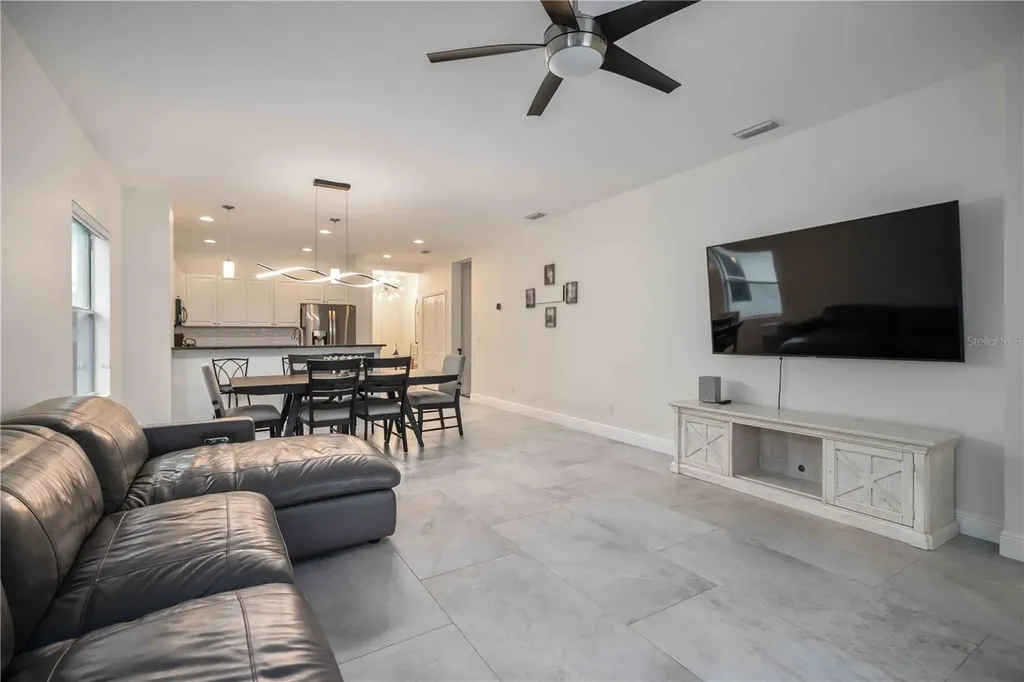 12146 Longview Lake Circle Bradenton FL 34211