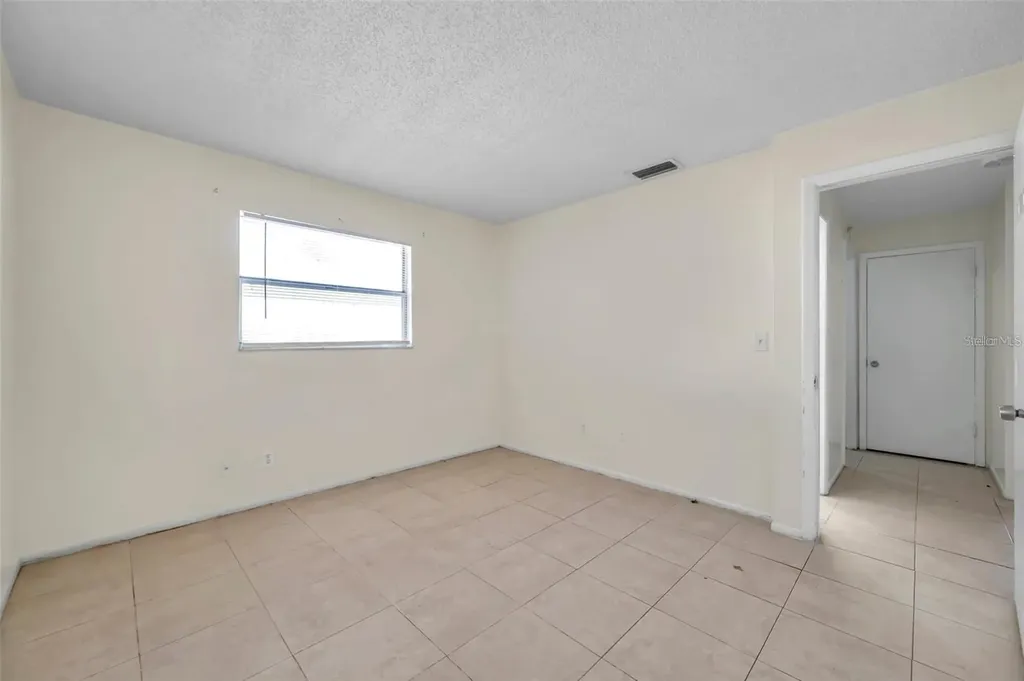 914 Lake Palms Drive Largo FL 33771