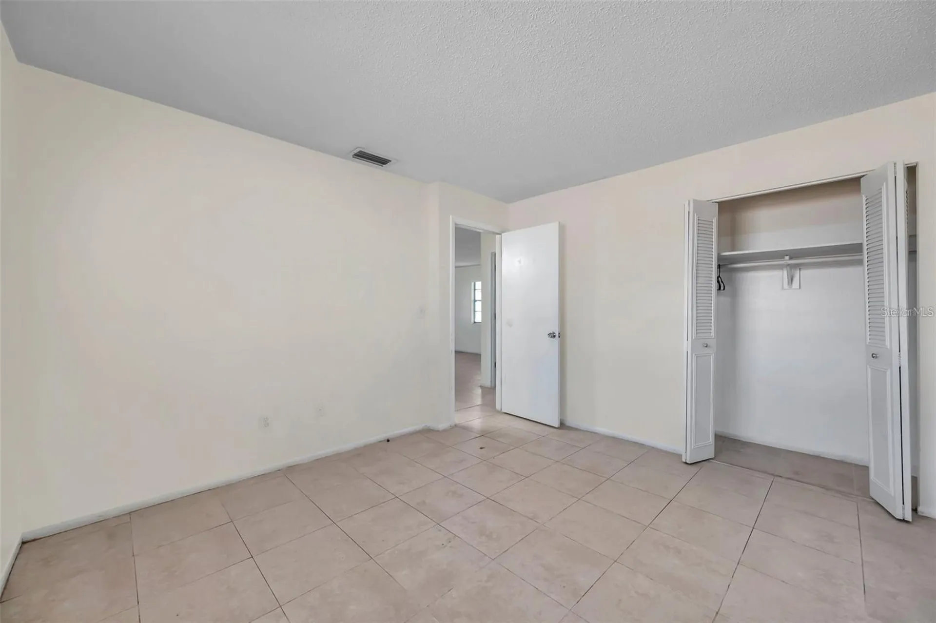 914 Lake Palms Drive Largo FL 33771
