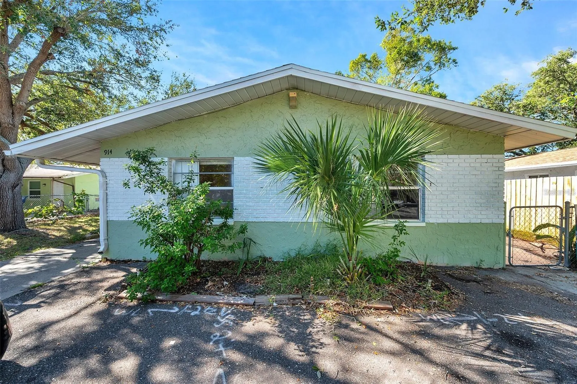 914 Lake Palms Drive Largo FL 33771