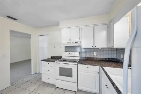 914 Lake Palms Drive Largo FL 33771