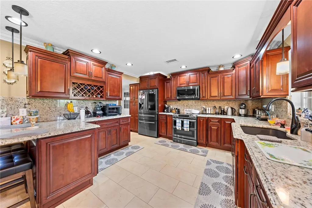 6107 Waterfield Way St Cloud FL 34771