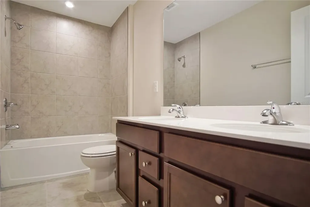 1419 Eucalyptus Way Davenport FL 33837