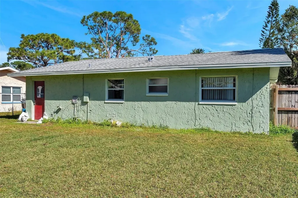926 Lake Palms Drive Largo FL 33771