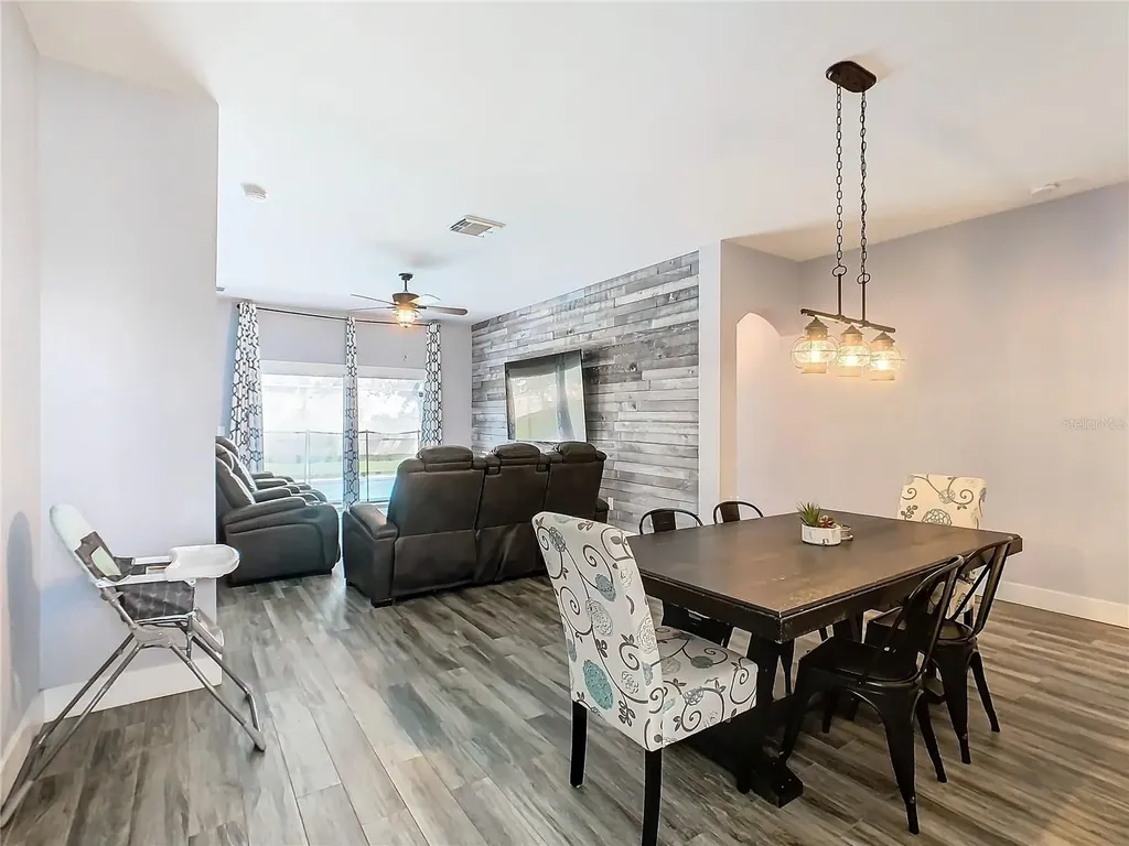 8050 King Palm Circle Kissimmee FL 34747