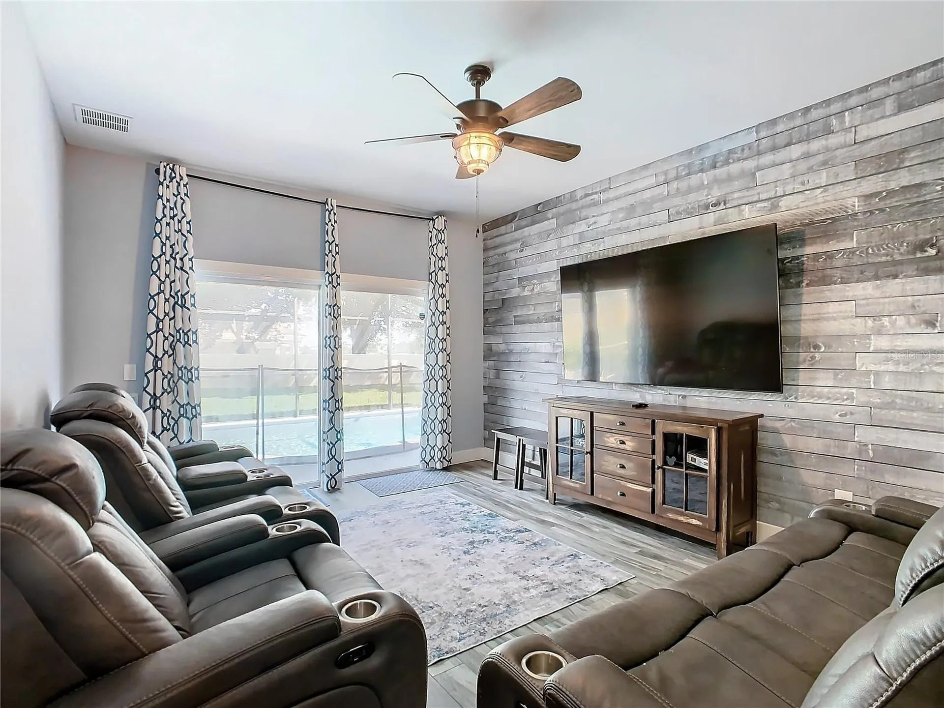 8050 King Palm Circle Kissimmee FL 34747