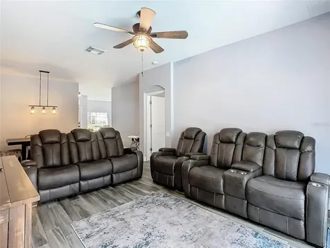8050 King Palm Circle Kissimmee FL 34747