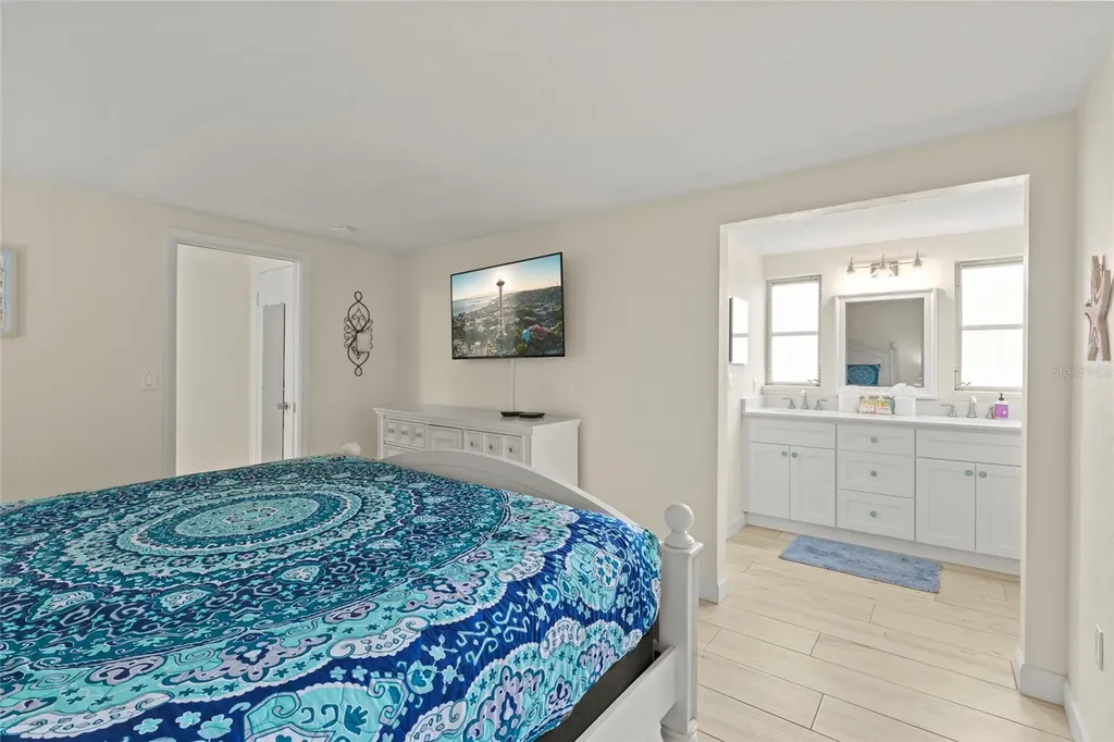 6836 Roxbury Drive Sarasota FL 34231