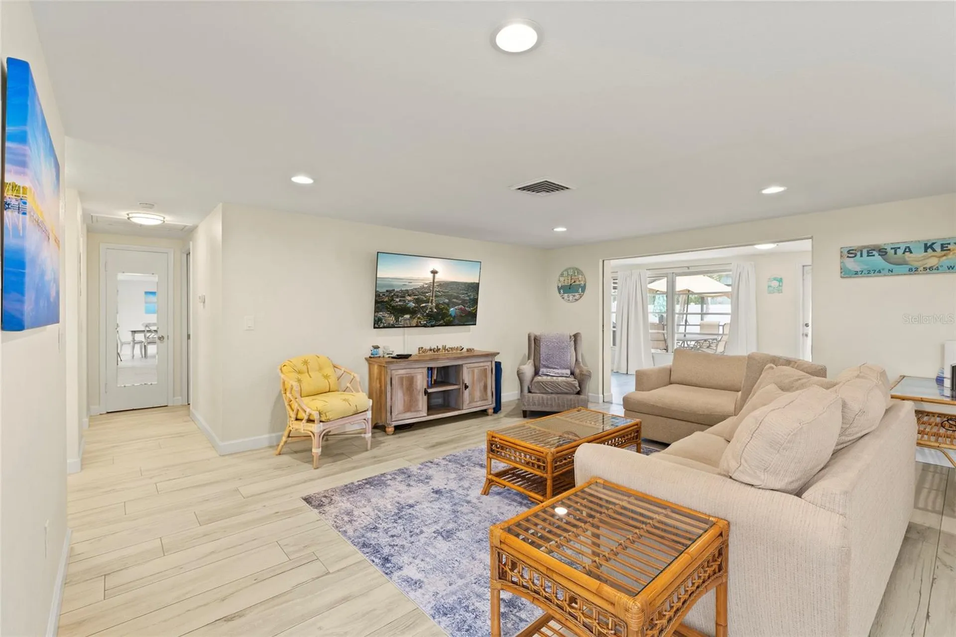 6836 Roxbury Drive Sarasota FL 34231