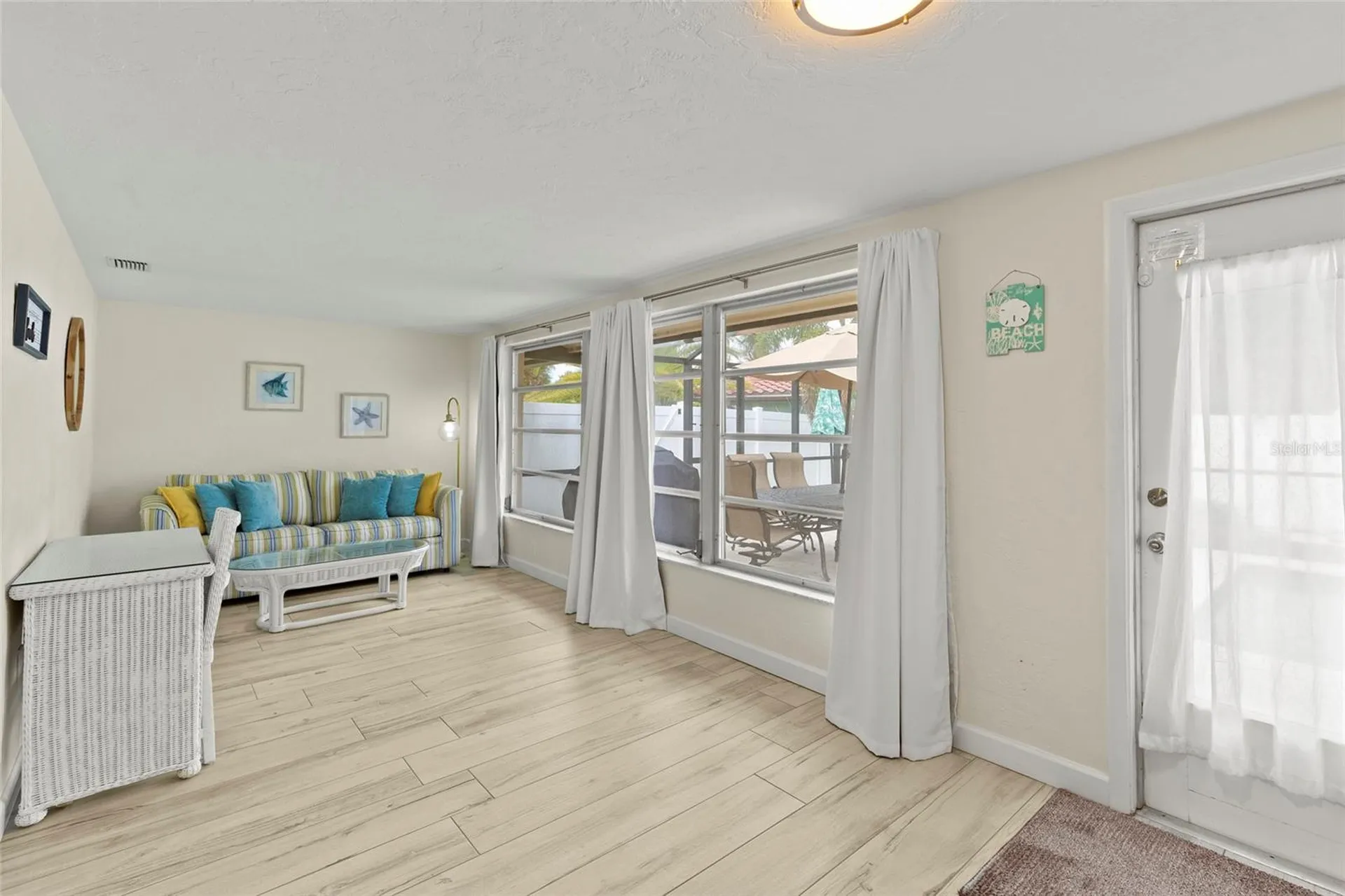 6836 Roxbury Drive Sarasota FL 34231