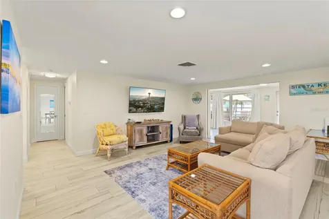 6836 Roxbury Drive Sarasota FL 34231