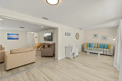 6836 Roxbury Drive Sarasota FL 34231