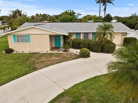 6836 Roxbury Drive Sarasota FL 34231