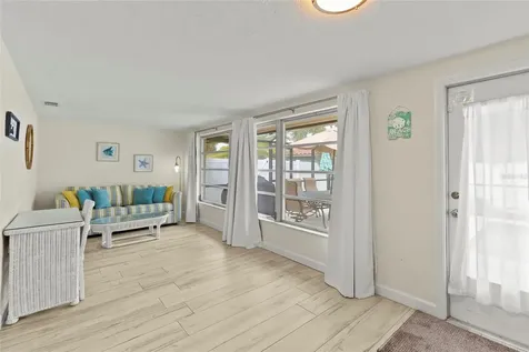 6836 Roxbury Drive Sarasota FL 34231