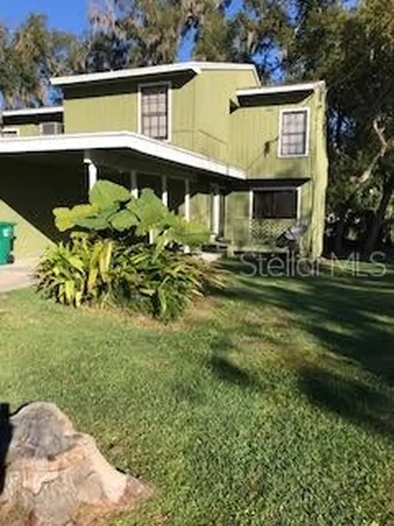 431 W Rich Avenue Deland FL 32720