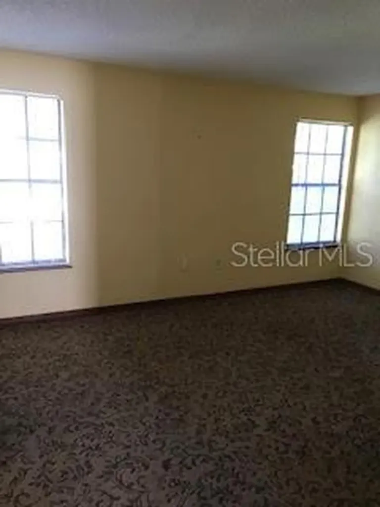 431 W Rich Avenue Deland FL 32720