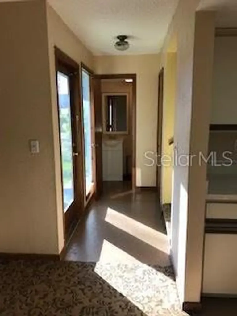 431 W Rich Avenue Deland FL 32720