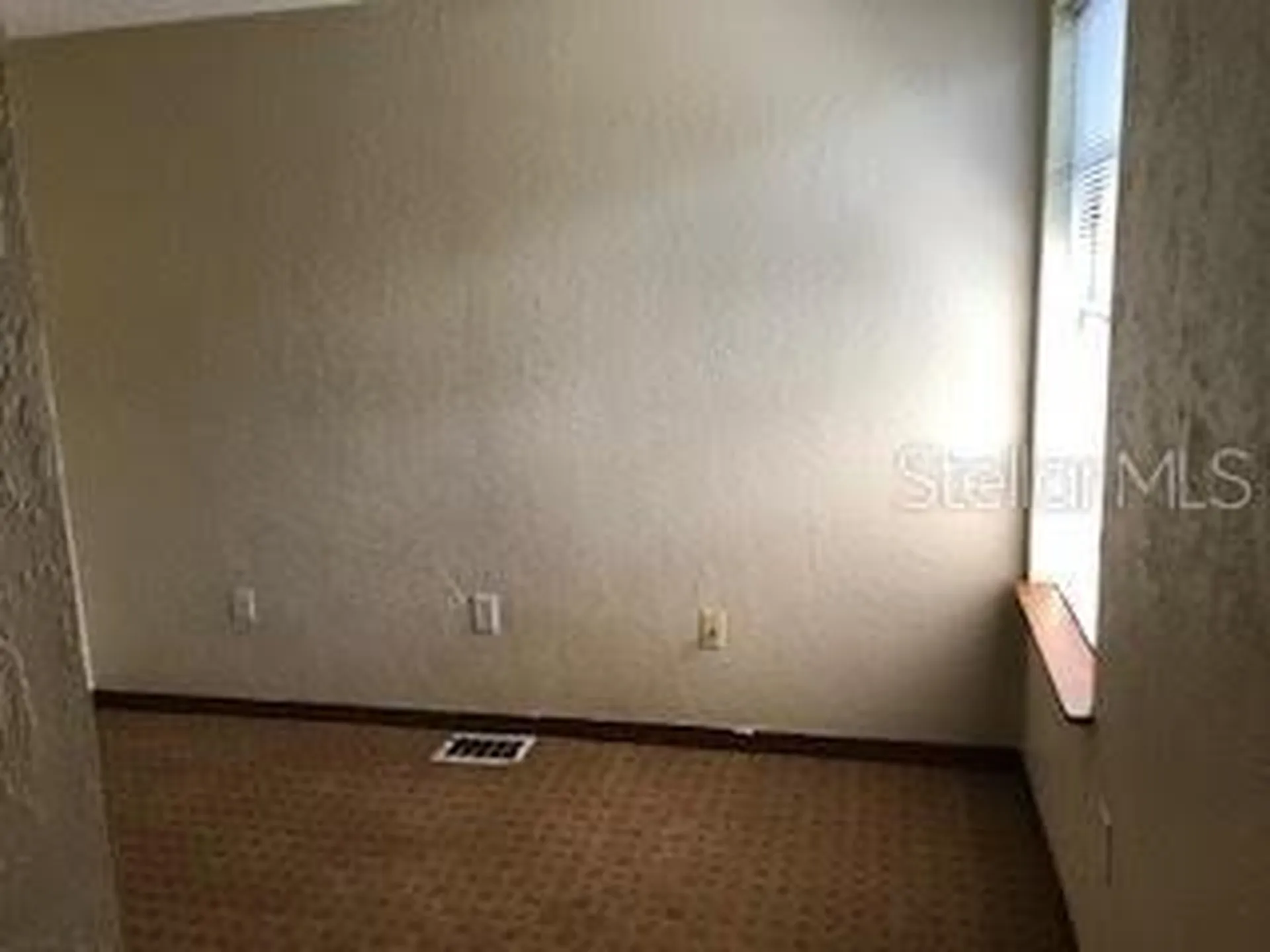 431 W Rich Avenue Deland FL 32720