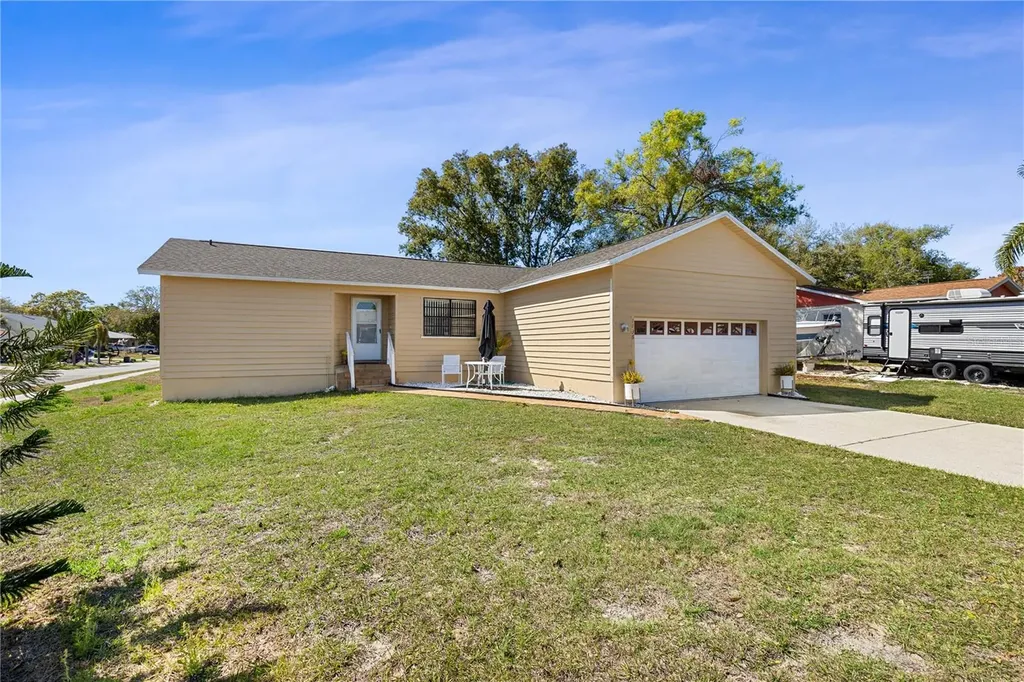 1136 Forbes Trace Tarpon Springs FL 34689