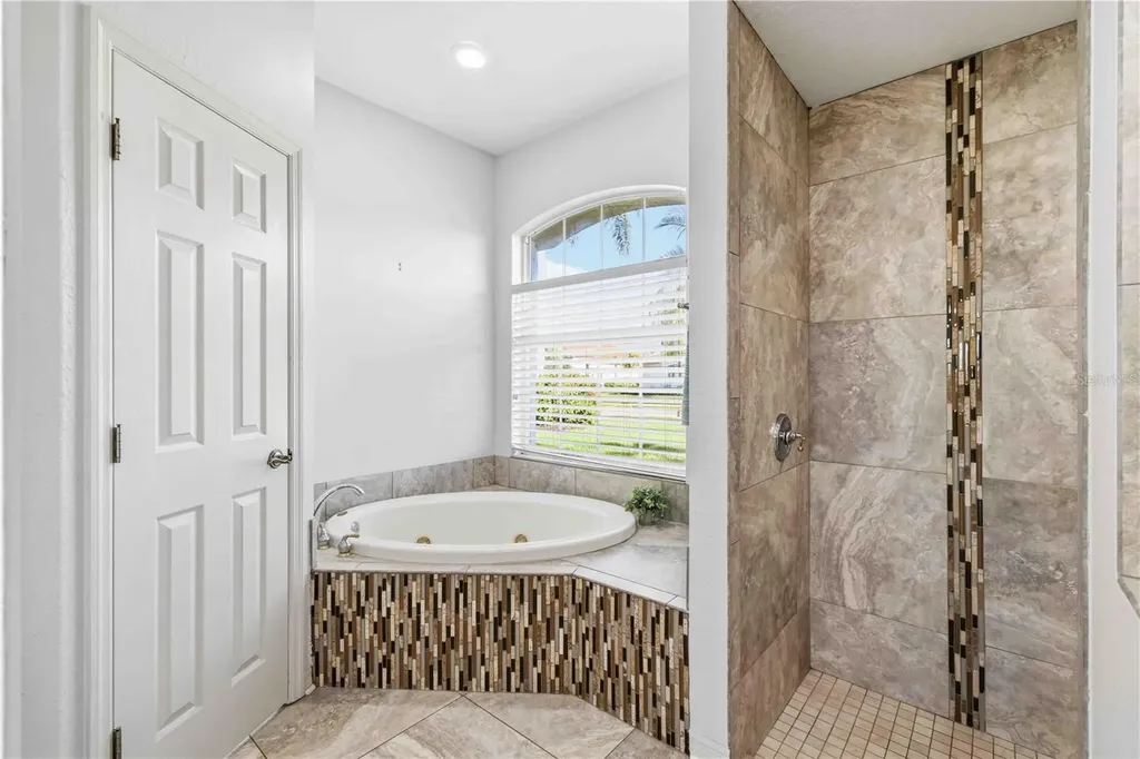 8335 Barton Farms Boulevard Sarasota FL 34240