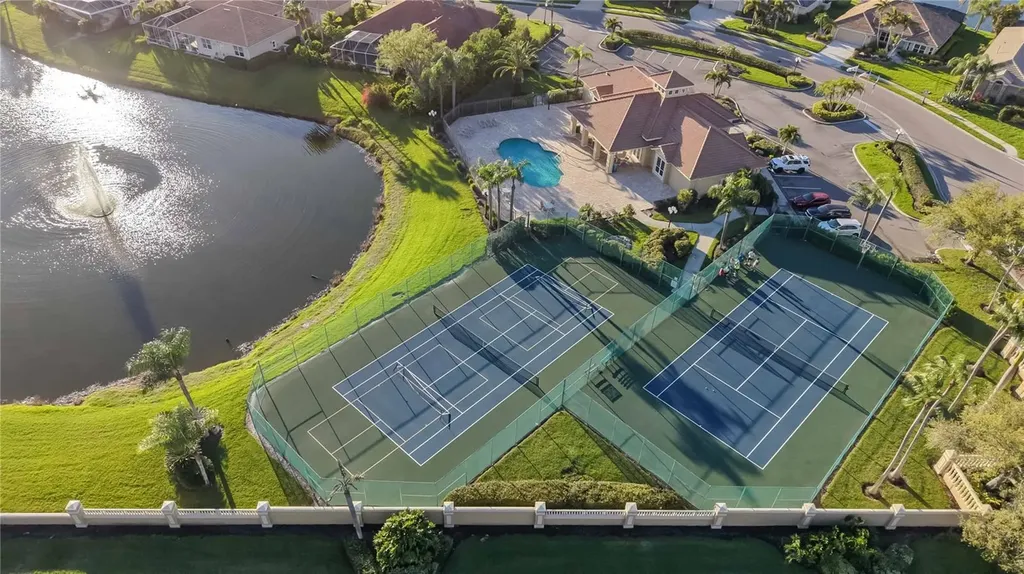 8335 Barton Farms Boulevard Sarasota FL 34240
