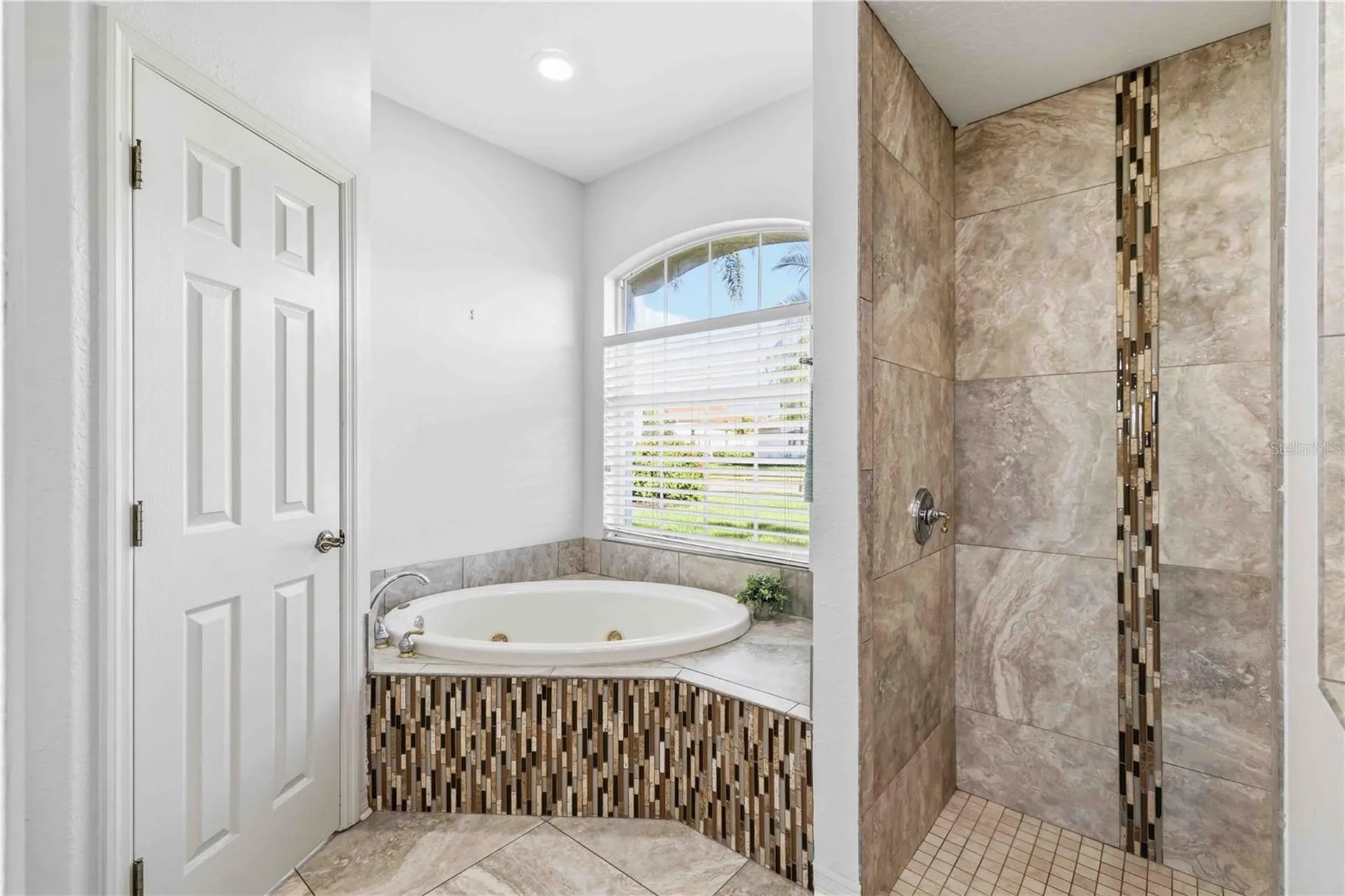 8335 Barton Farms Boulevard Sarasota FL 34240