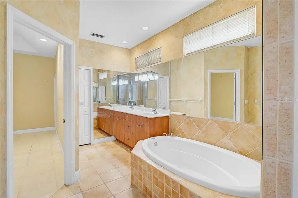 5453 Ashton Manor Drive Sarasota FL 34233