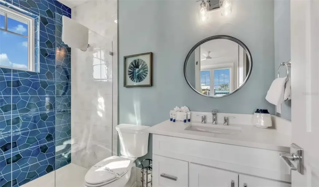 2210 Avenue A Bradenton Beach FL 34217