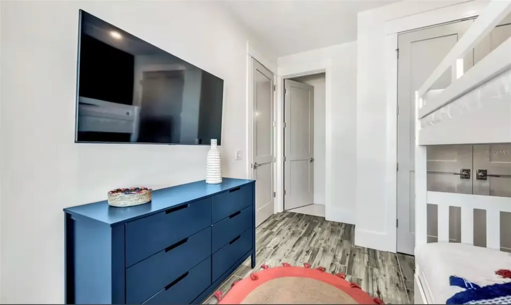 2210 Avenue A Bradenton Beach FL 34217