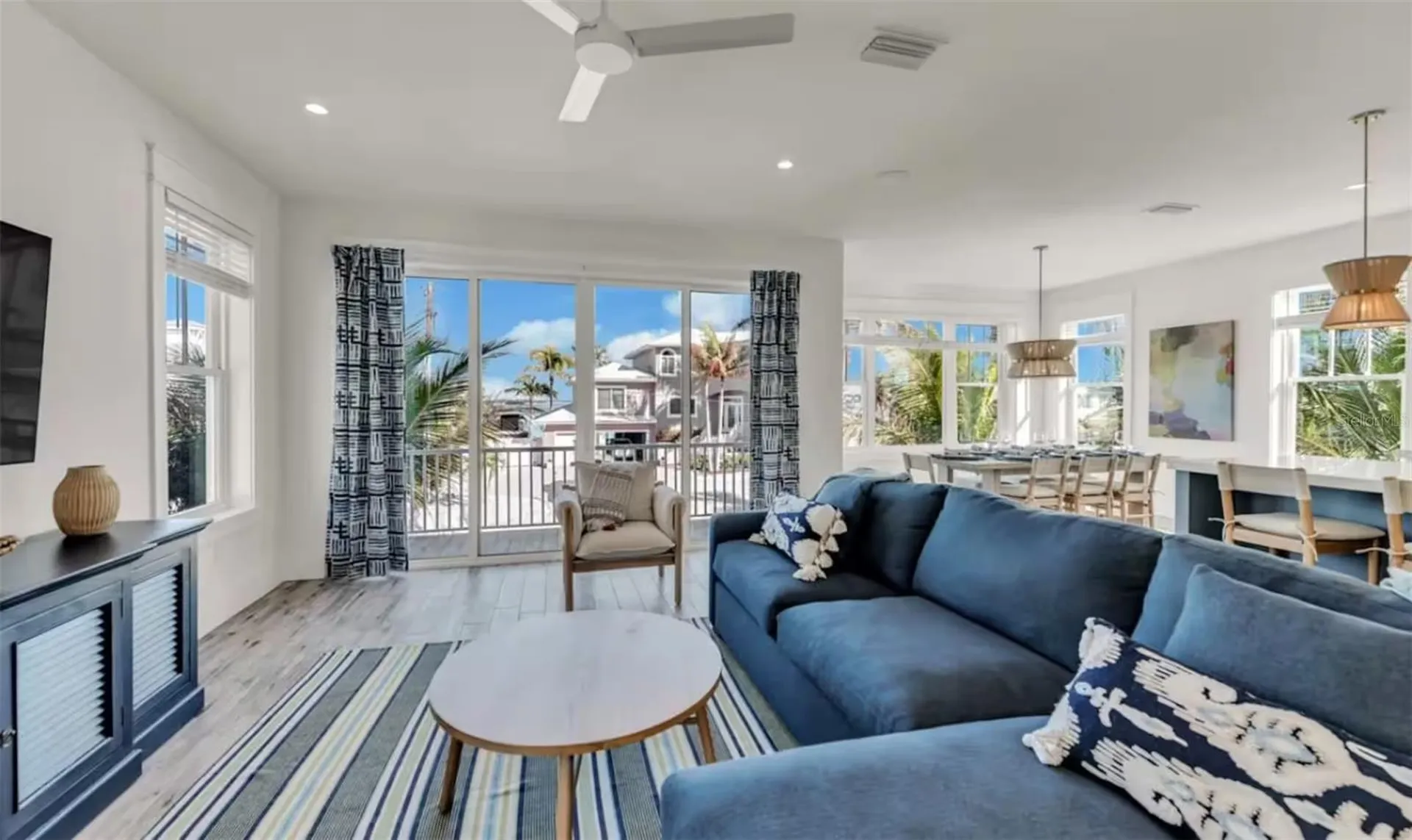 2210 Avenue A Bradenton Beach FL 34217