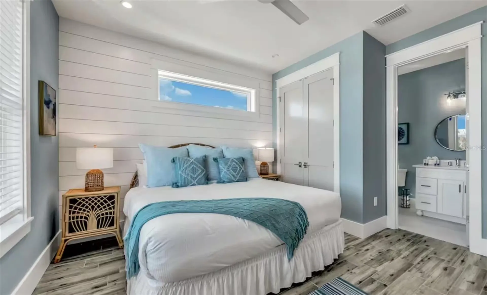 2210 Avenue A Bradenton Beach FL 34217