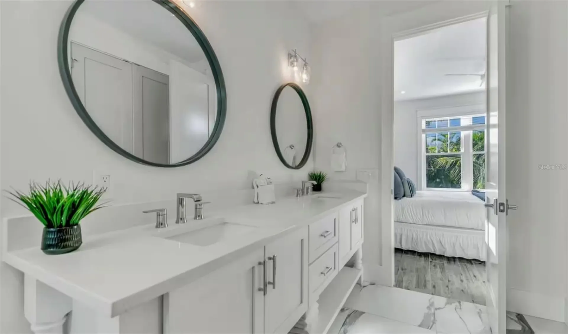 2210 Avenue A Bradenton Beach FL 34217