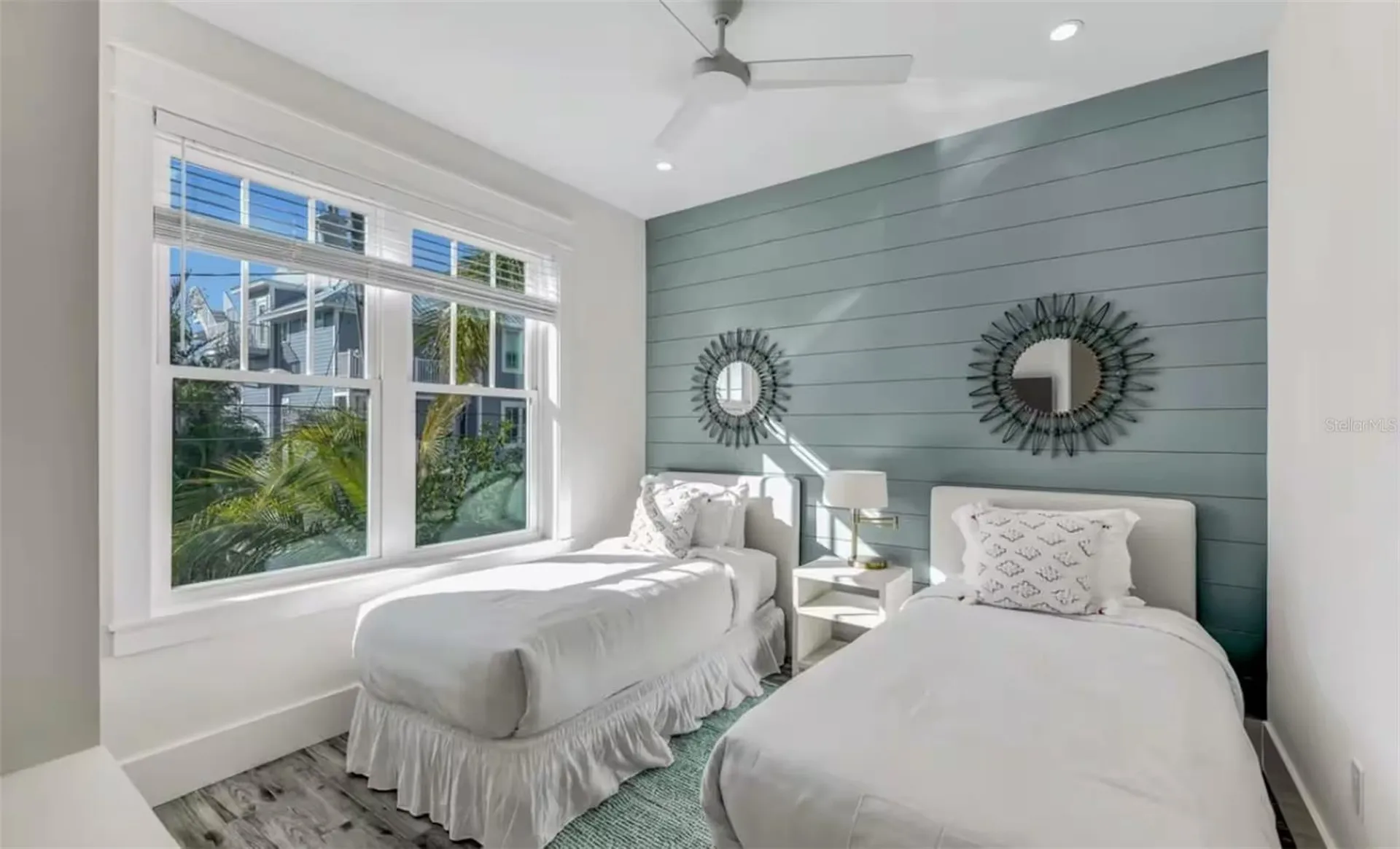 2210 Avenue A Bradenton Beach FL 34217