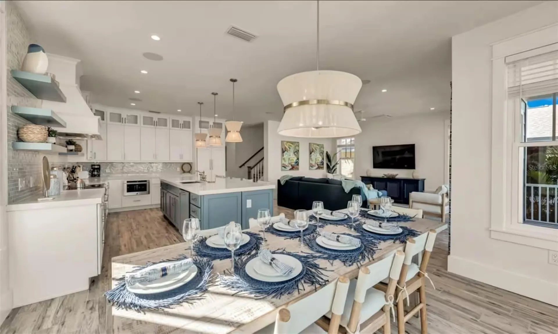 2210 Avenue A Bradenton Beach FL 34217