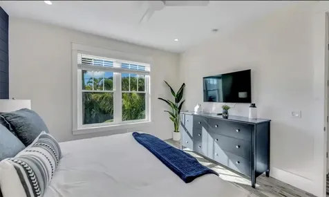 2210 Avenue A Bradenton Beach FL 34217