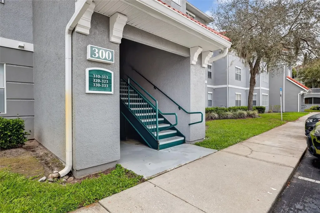 18001 Richmond Place Drive Tampa FL 33647