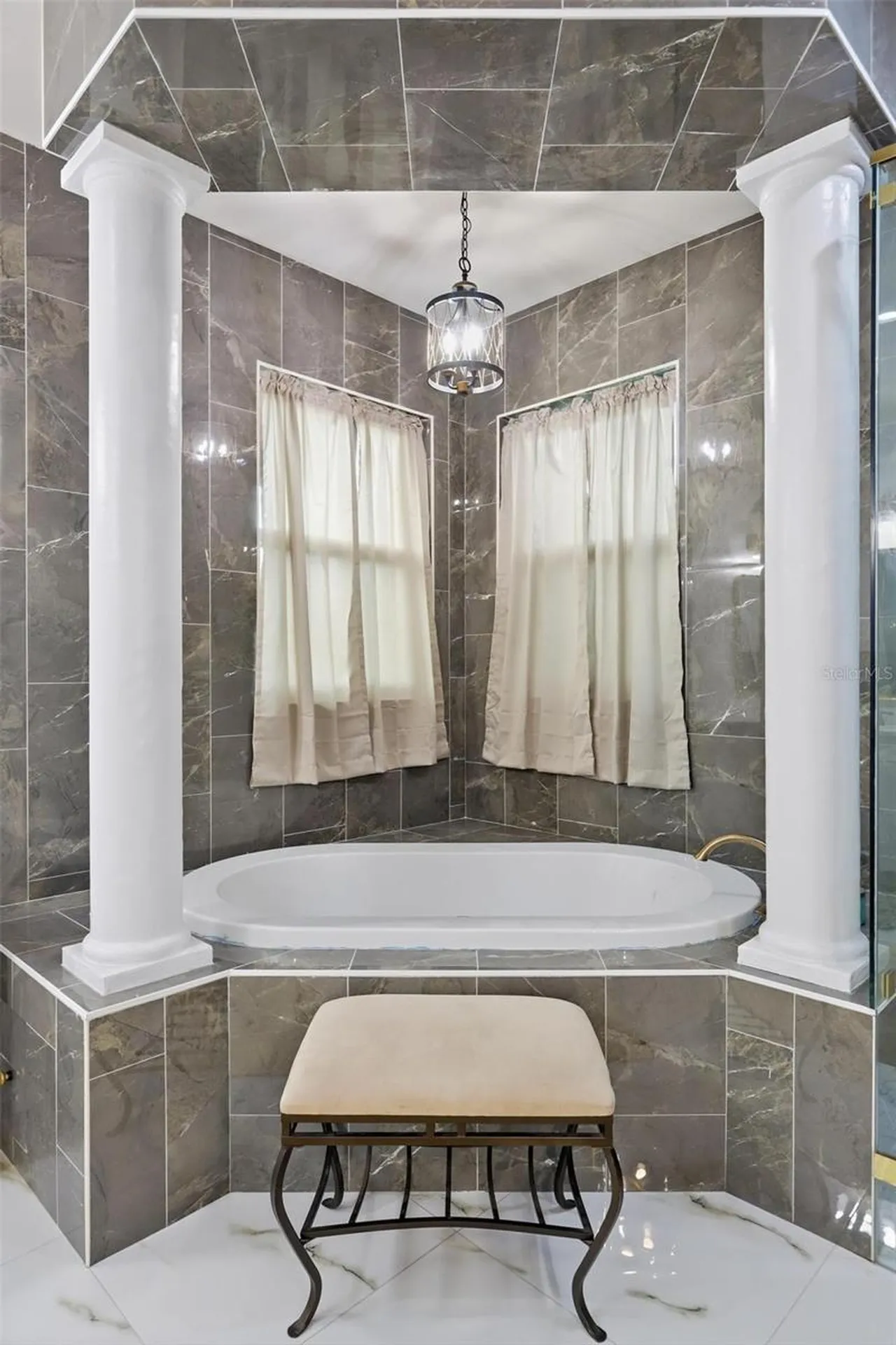1026 W Beresford Road Deland FL 32720