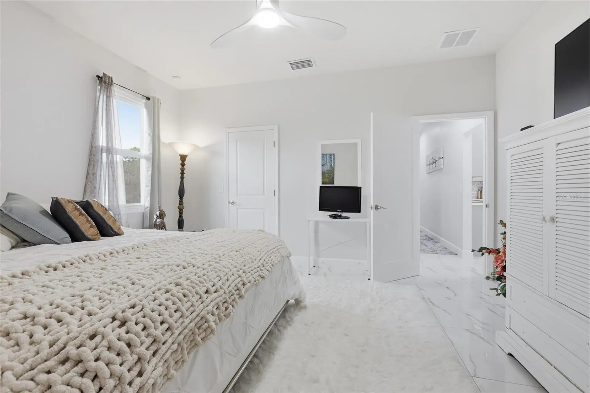 1026 W Beresford Road Deland FL 32720