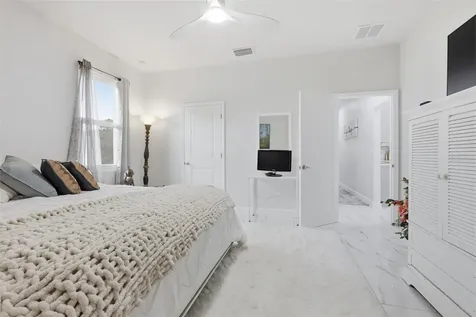 1026 W Beresford Road Deland FL 32720